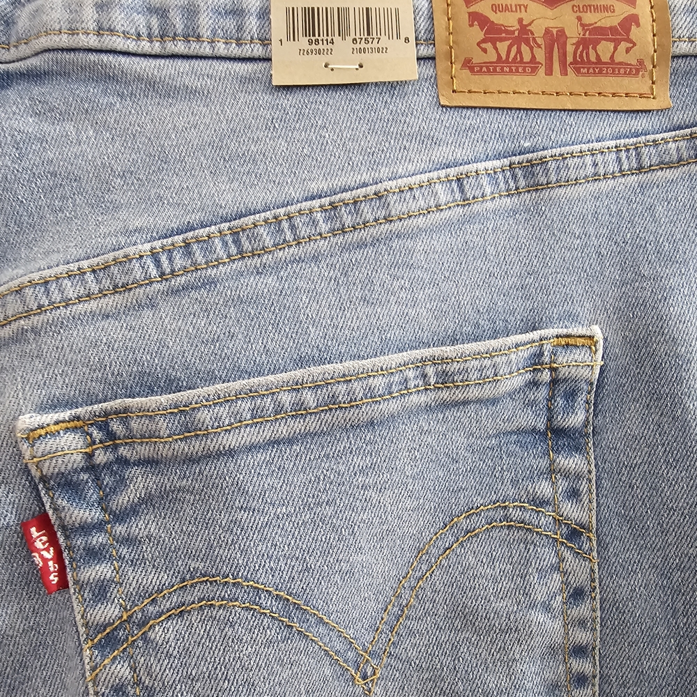 Levi's Ribcage Mid-wash Lightweight Ankle Length Jeans - Picture 6 of 9